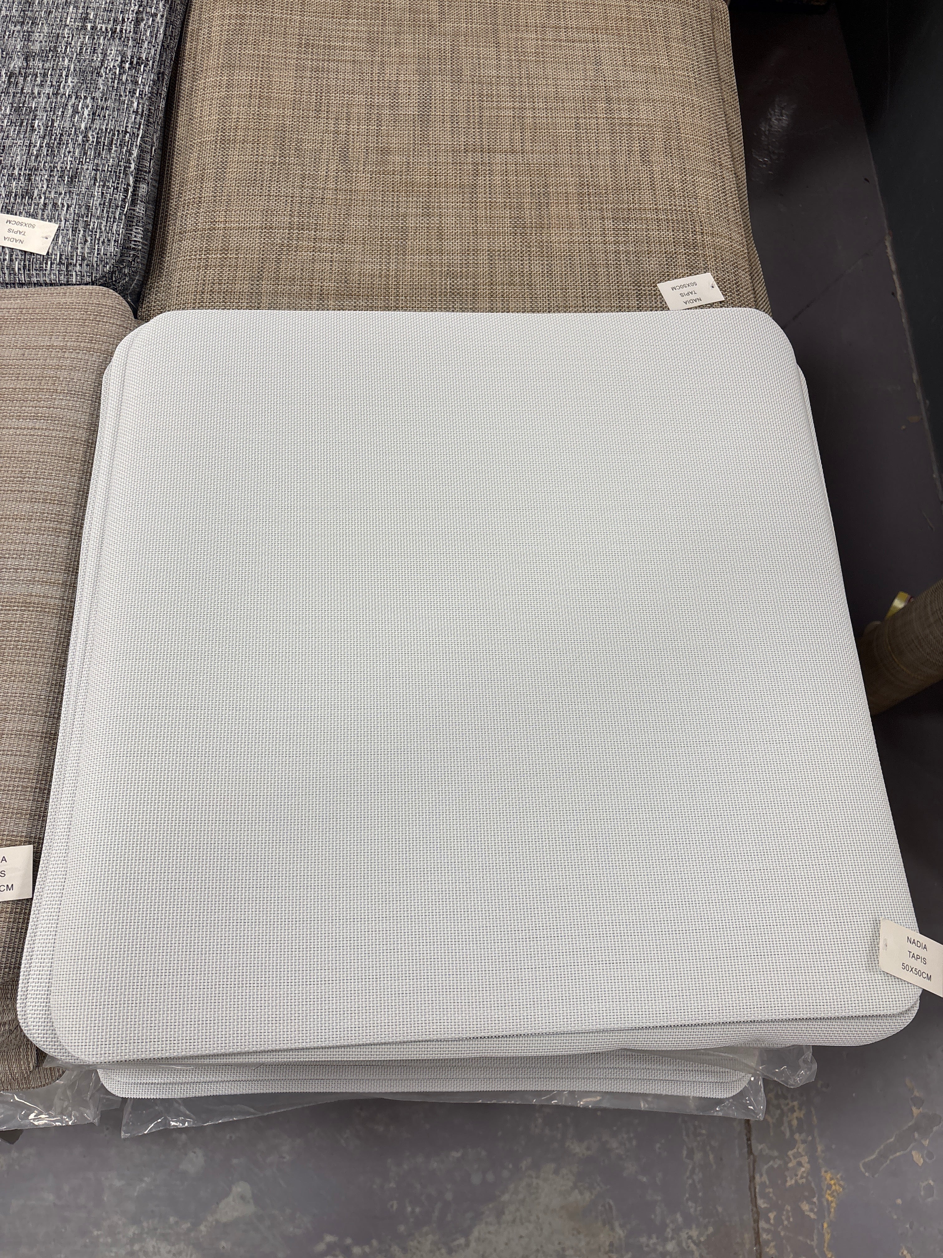 Tapis plastique 50x50cm