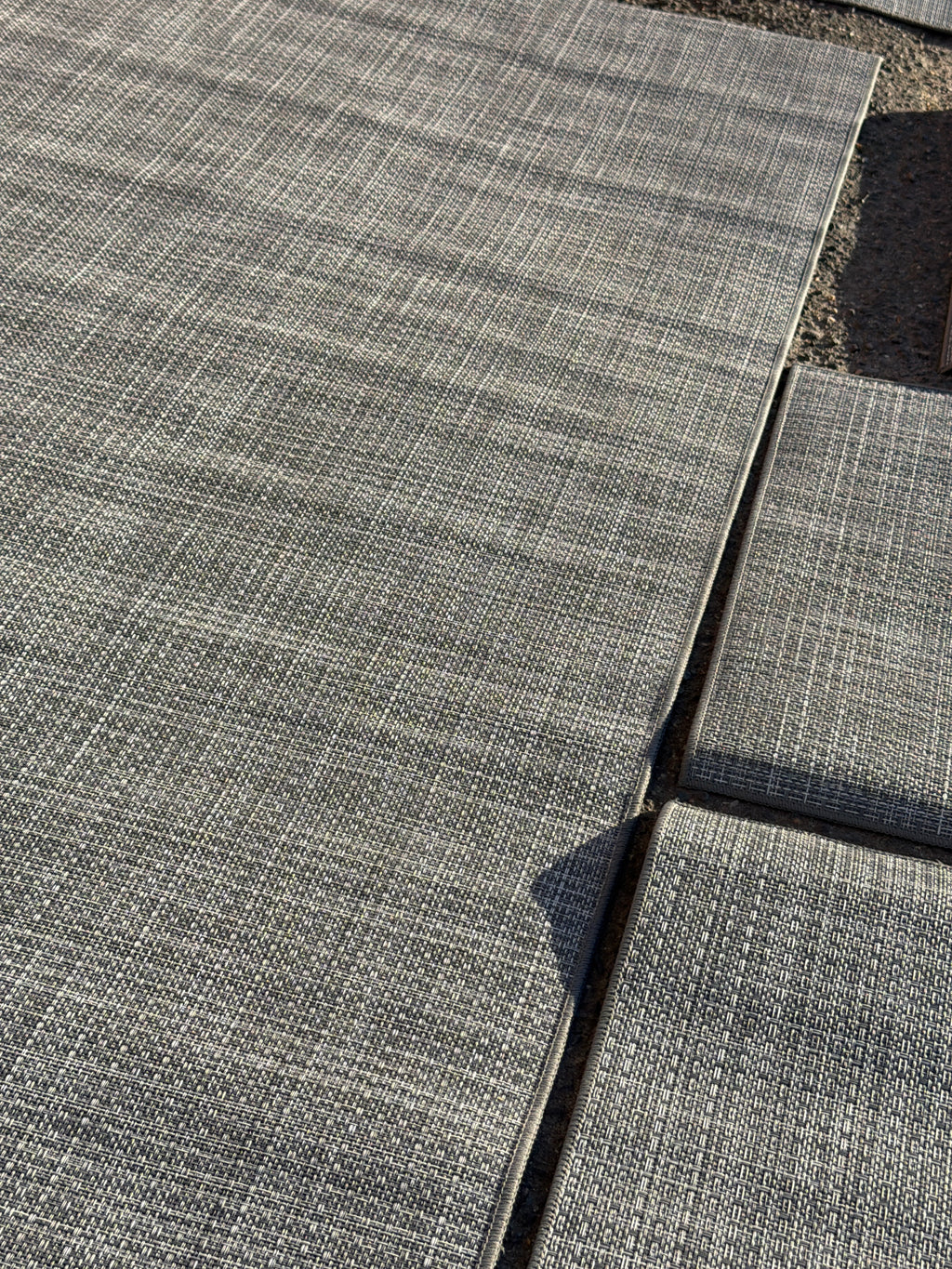 Nouveau Jeu de tapis plastique 5m90 Gris