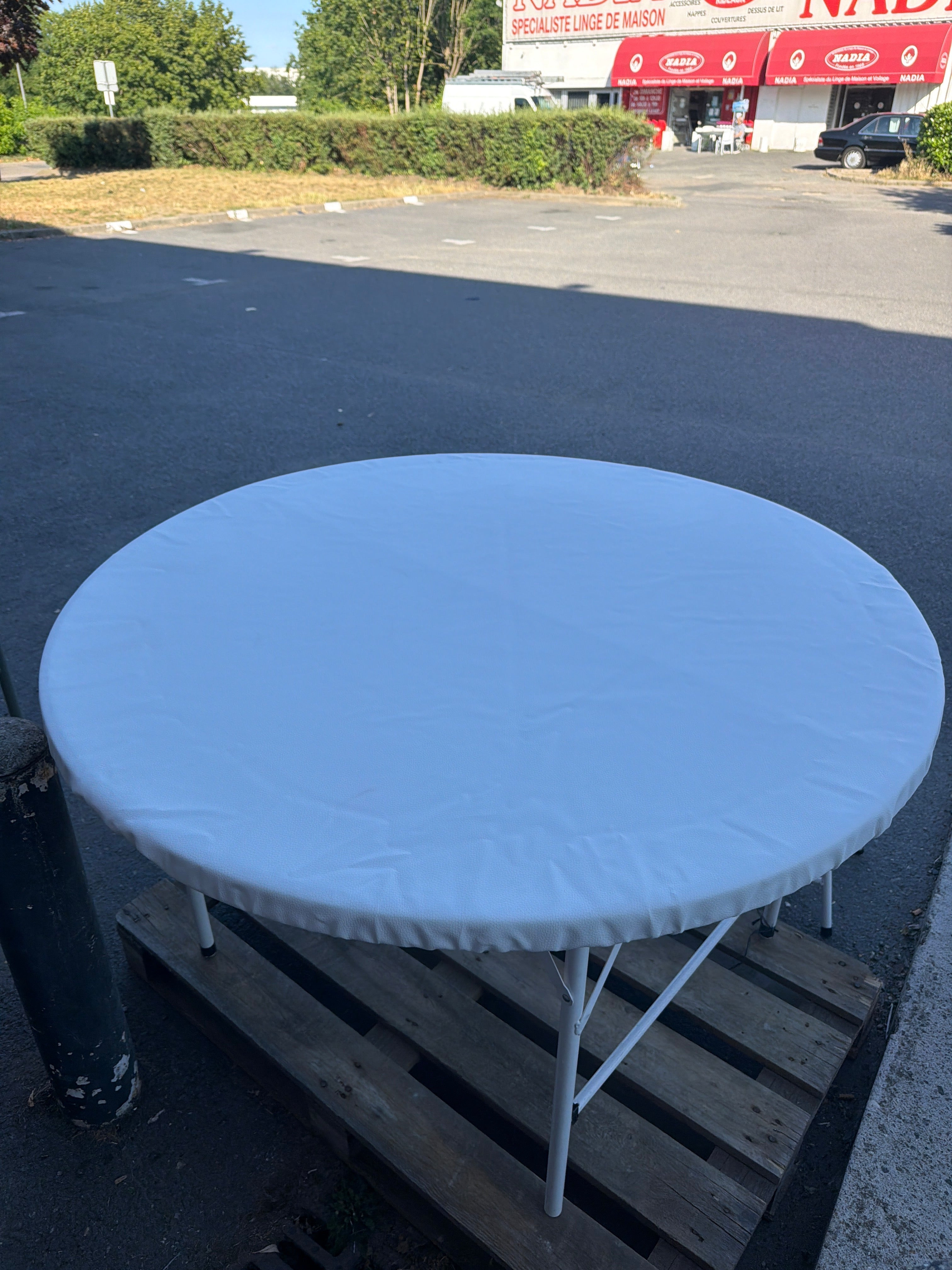 Nappe en skaï  ÉLASTIQUE table ronde 1m20