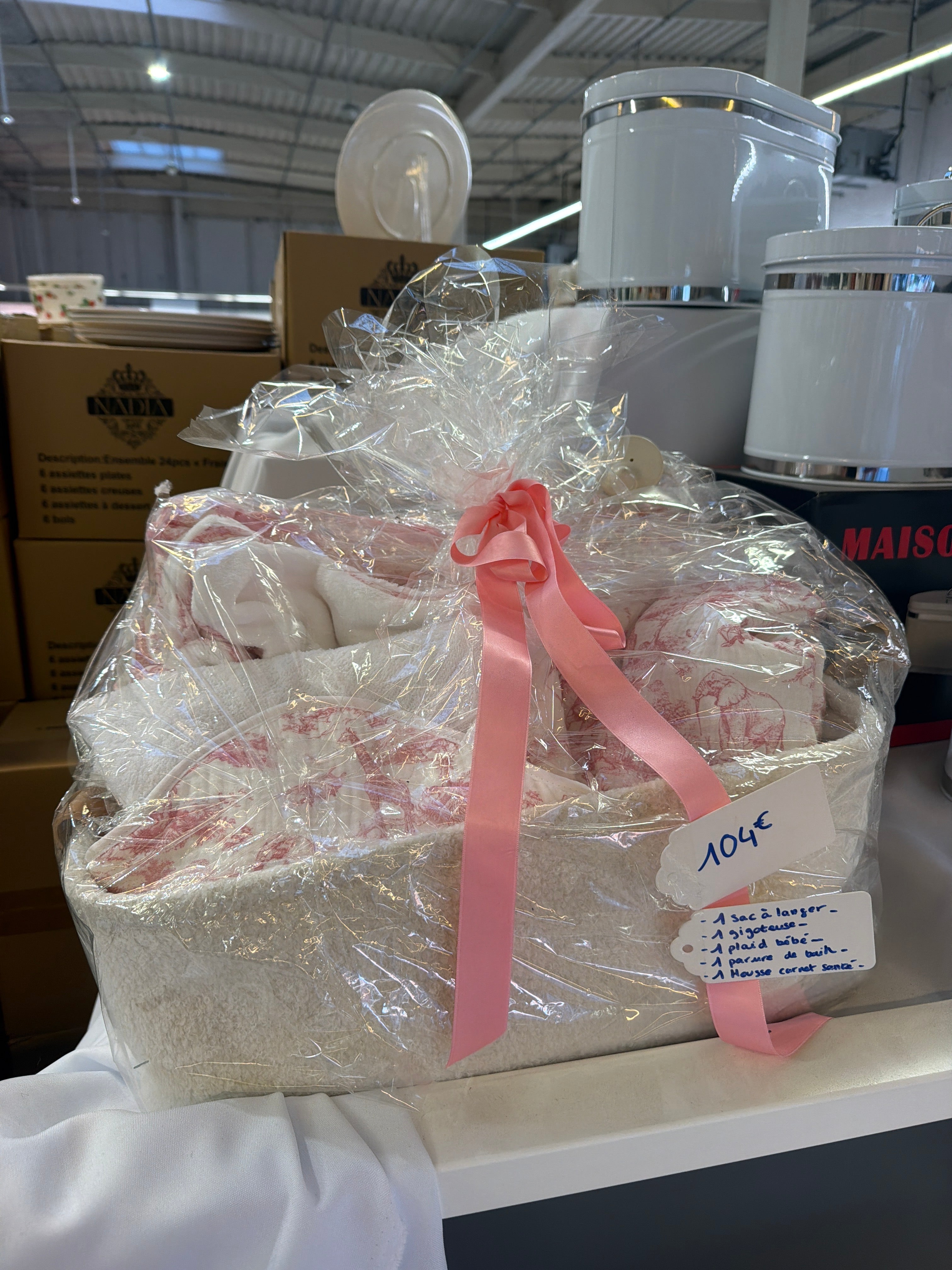 Panier cadeau naissance Fille