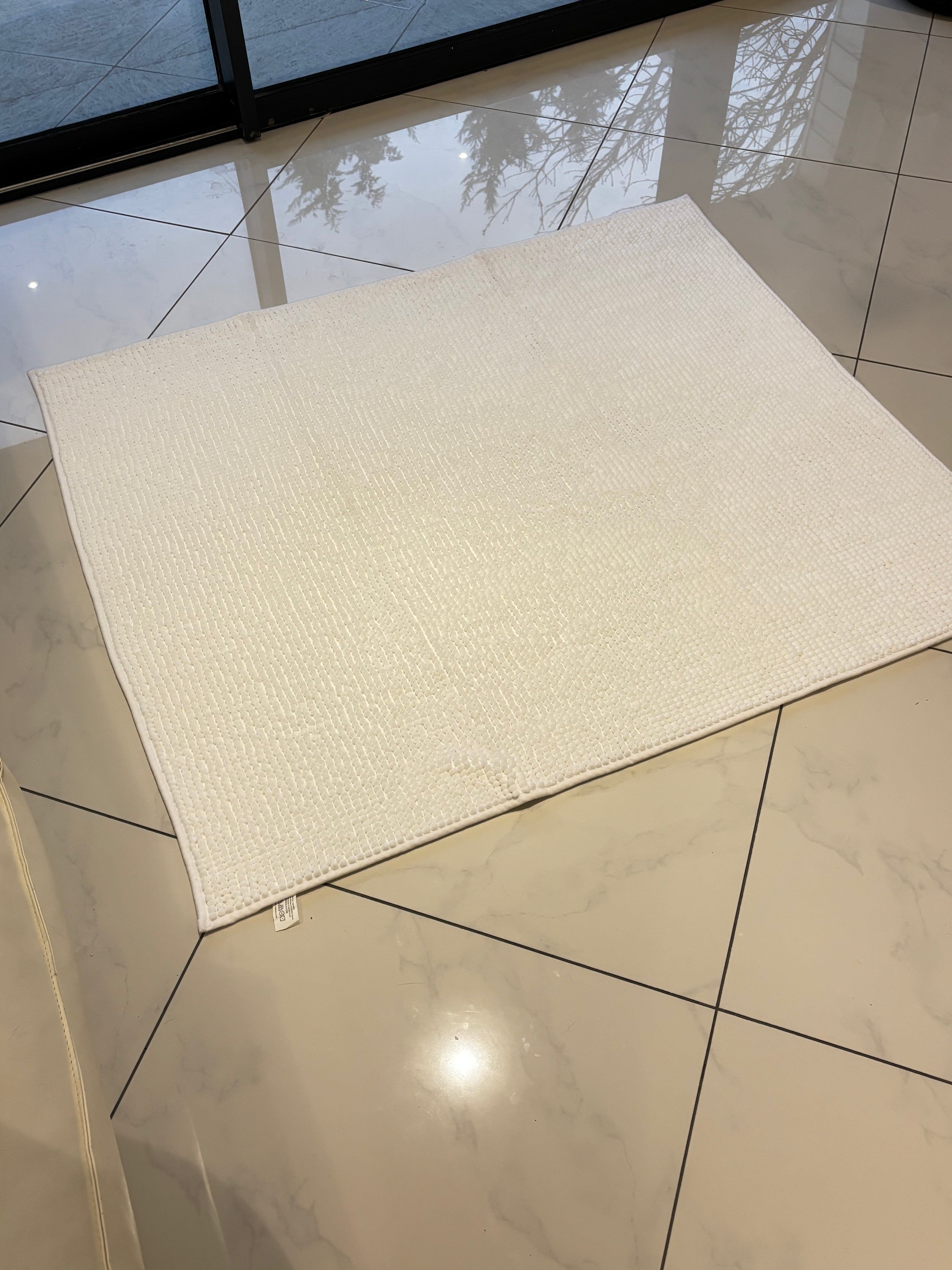 Tapis boule Blanc 110x130cm