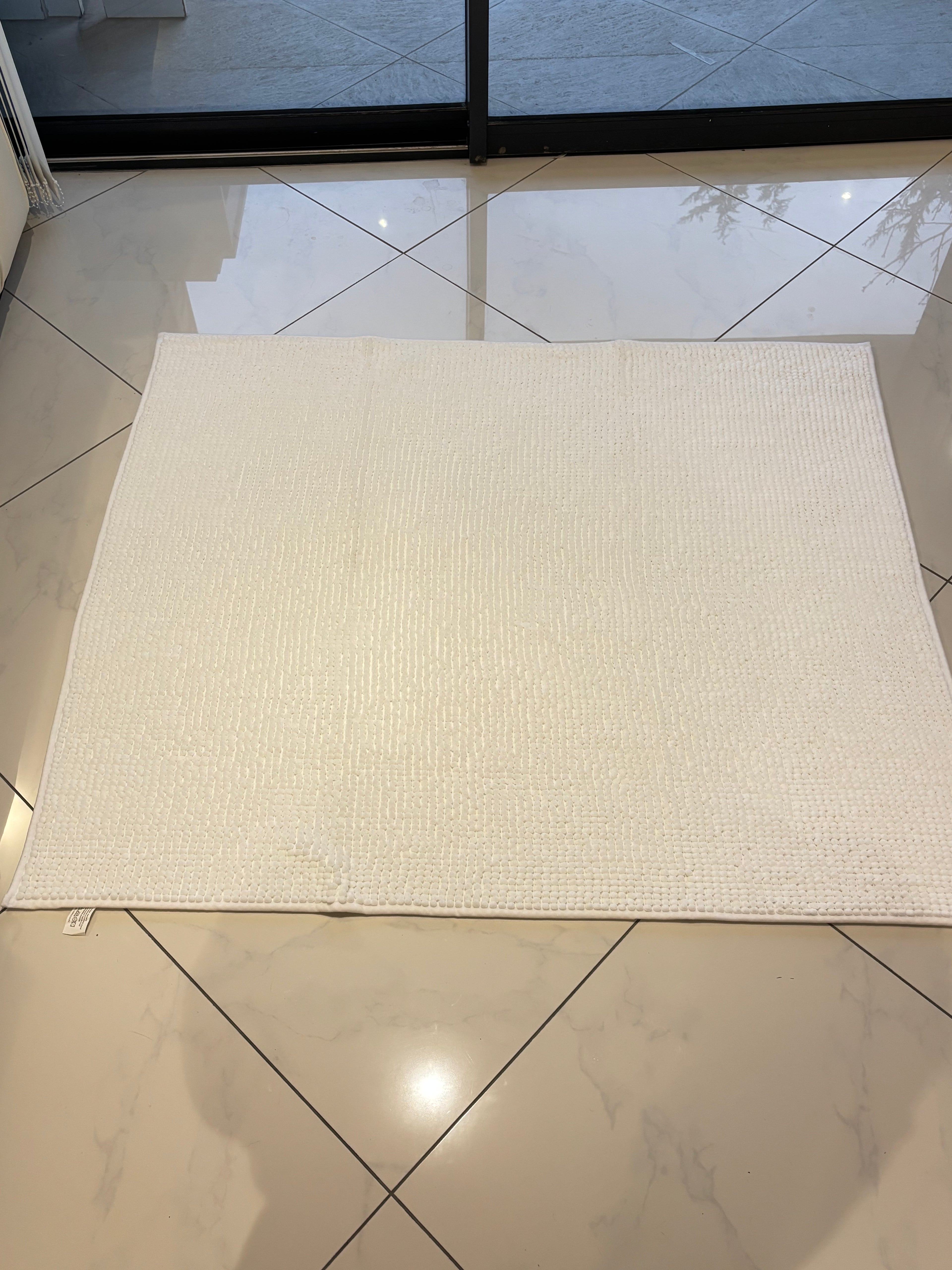 Tapis boule Blanc 110x130cm