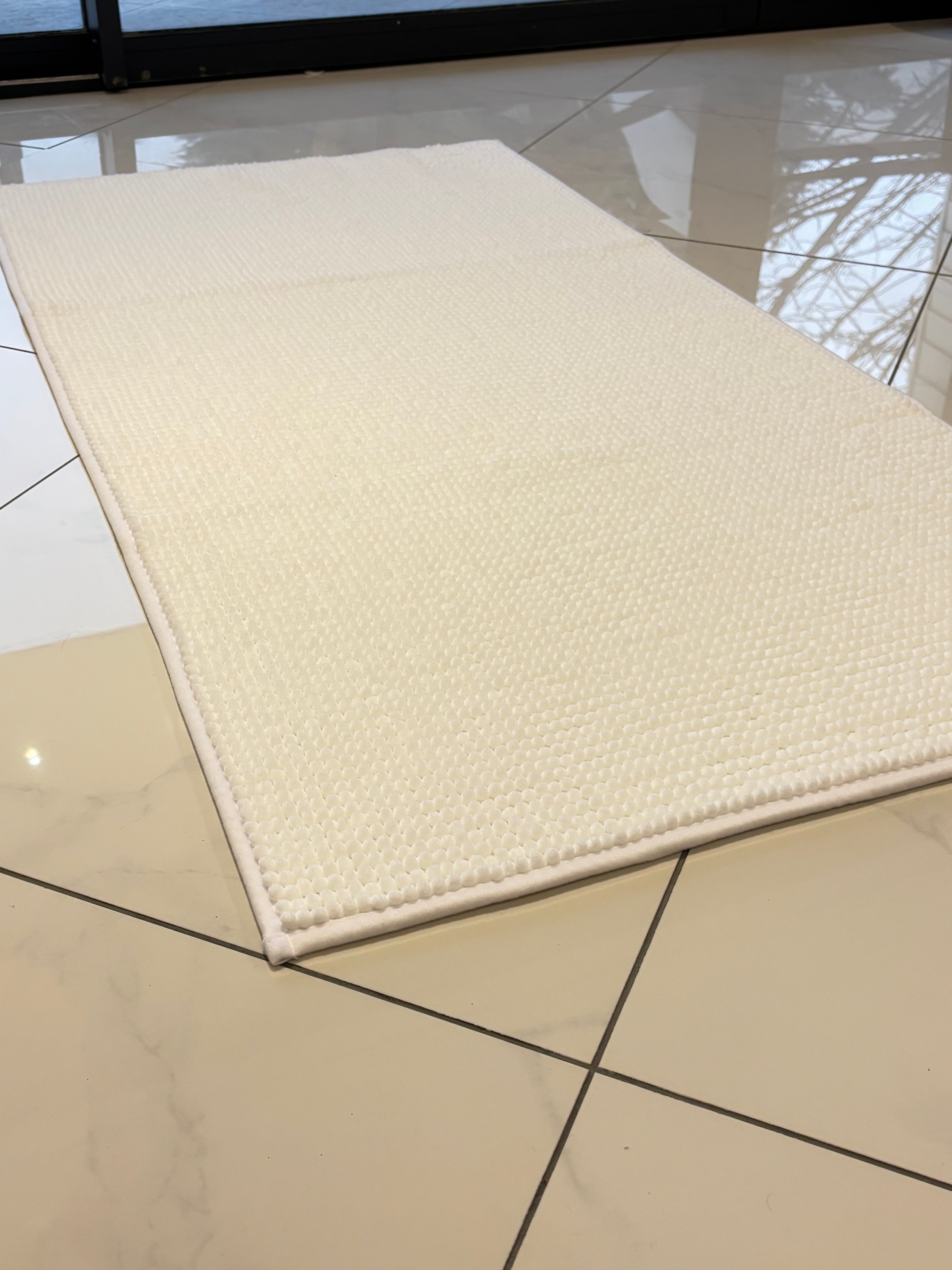 Chemin Tapis Boule Blanc 70x140cm