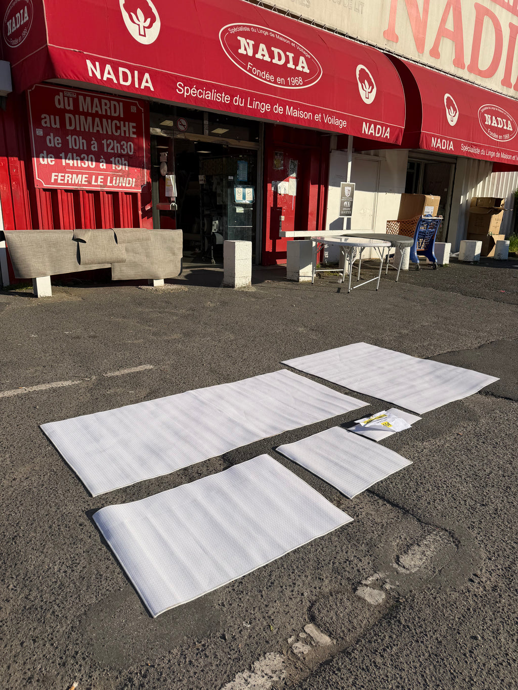 Nouveau Jeu de tapis plastique 5m90 Blanc