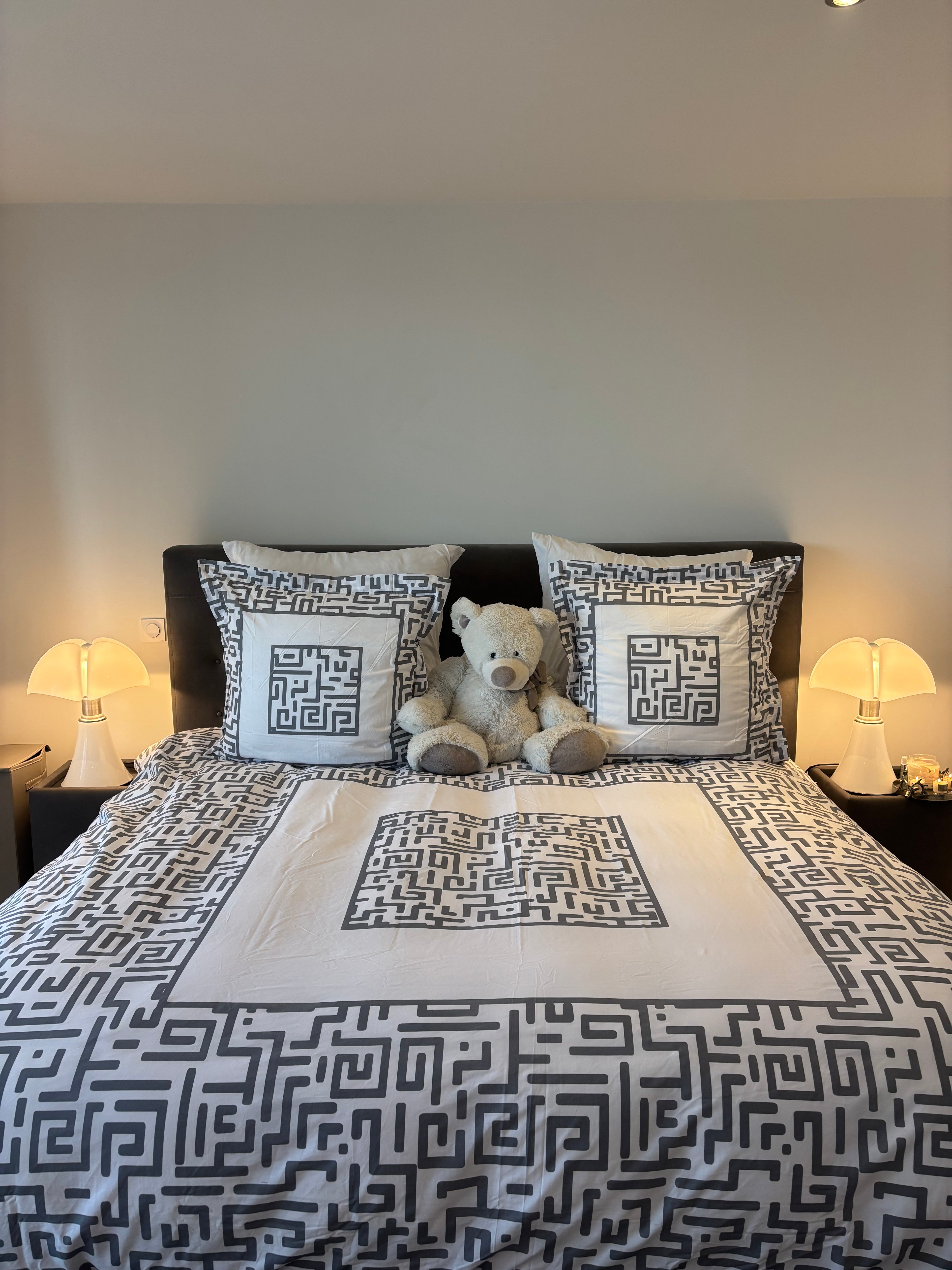 Housse de couette 200x200 motif graphique gris 100% Coton