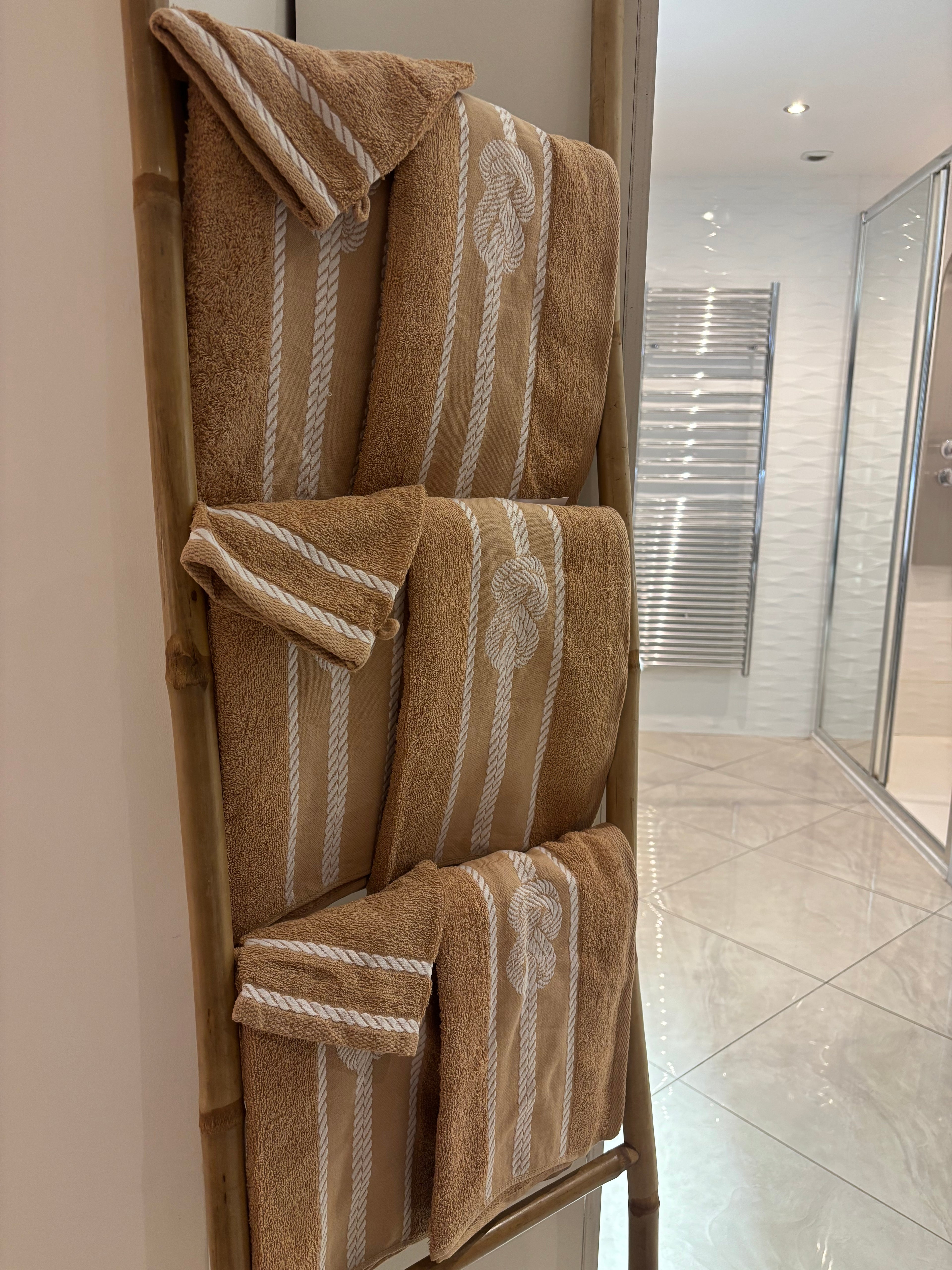 Ensemble complet de 26 pièces Beige - 6 serviettes de toilette + 20 gants Corde Marinier Marron