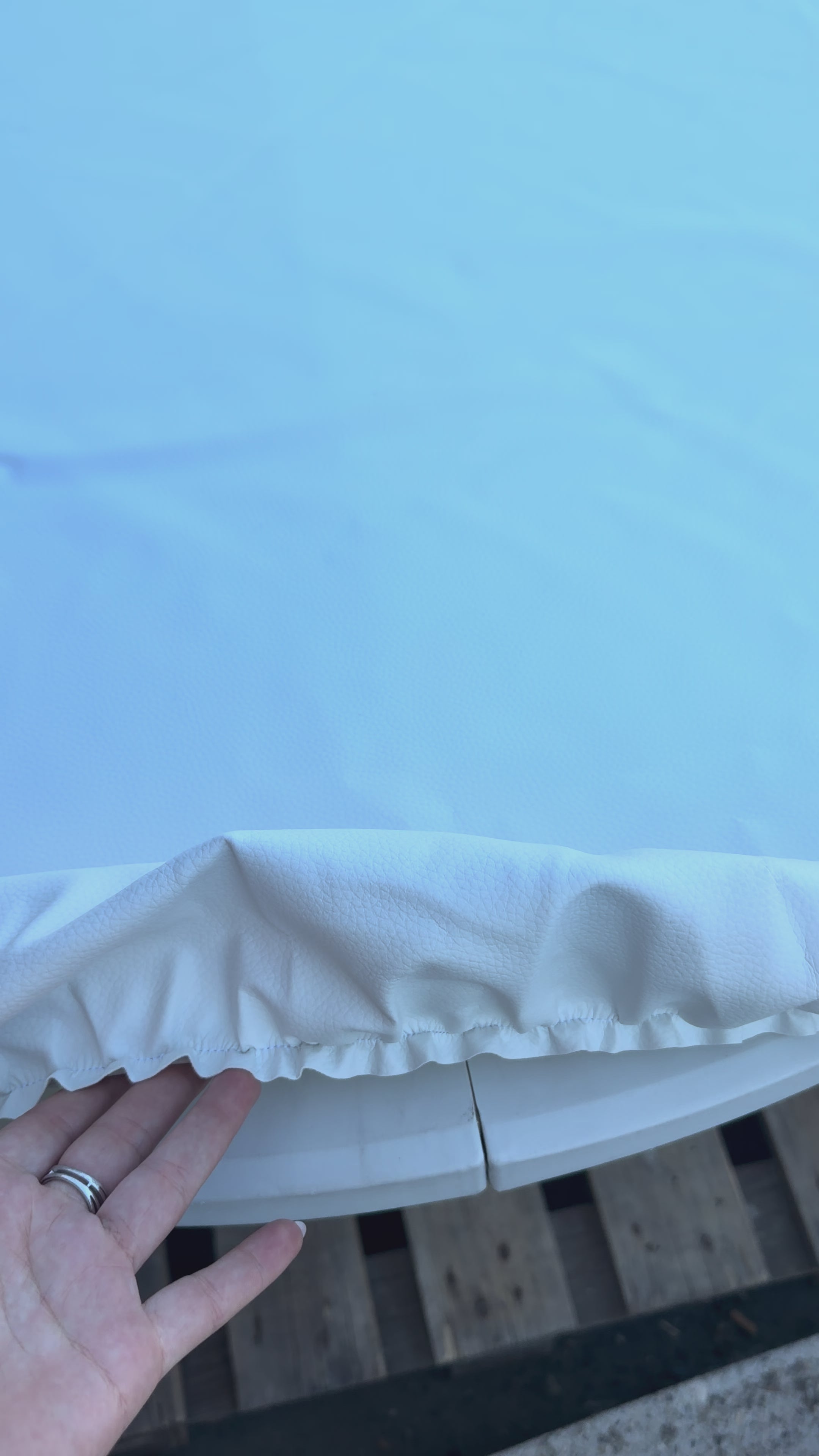 Nappe en skaï  ÉLASTIQUE table ronde 1m20