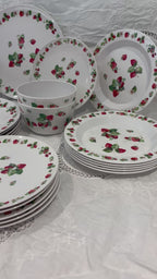 Service de Vaisselle Fraise 24 Pièces en Mélamine