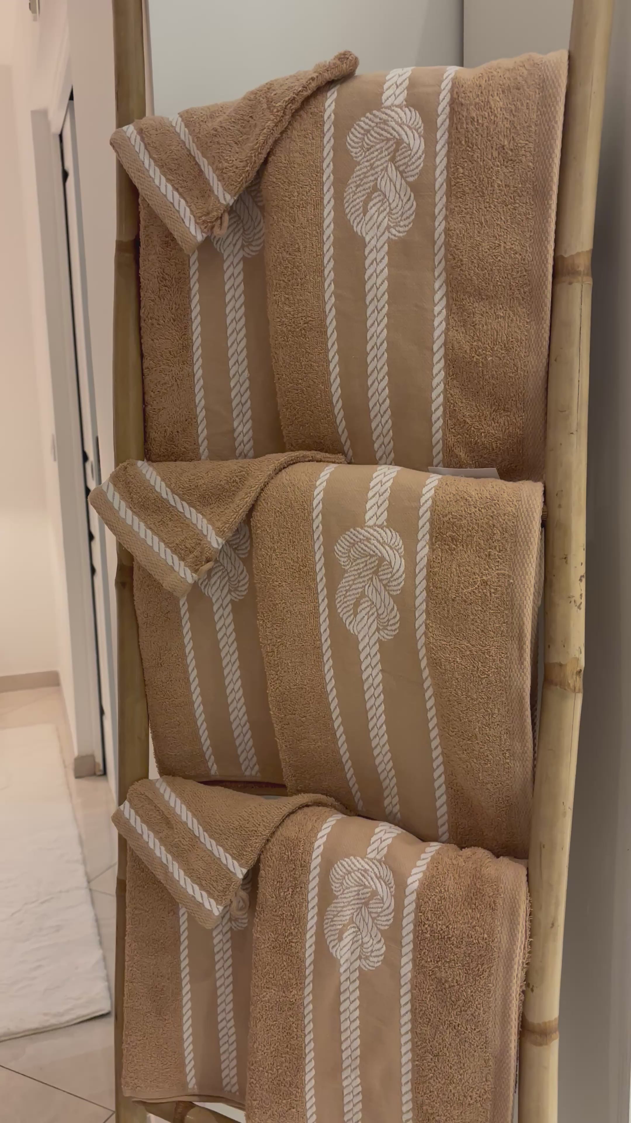 Ensemble complet de 26 pièces Beige - 6 serviettes de toilette + 20 gants Corde Marinier Marron